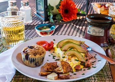 Breakfast served daily at Three Falls Cove